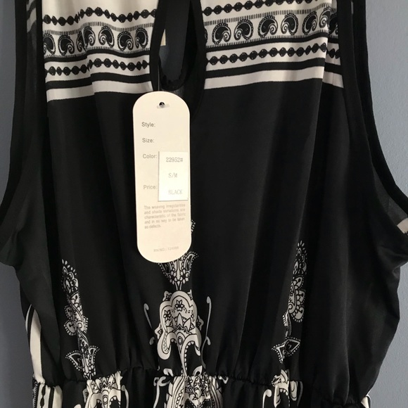 Dress - Picture 3 of 3